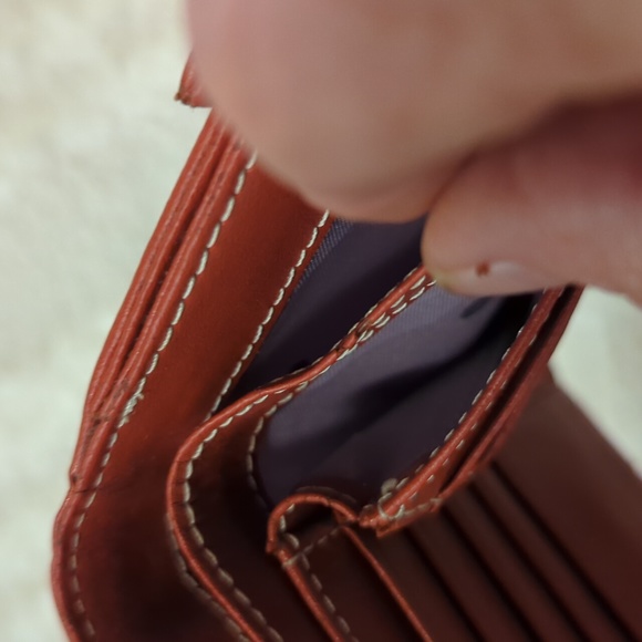 FRANKLIN COVEY LEATHER SPACIOUS WALLET FRONT POCKET & SNAP CLOSE WOMANS USED - Picture 12 of 12